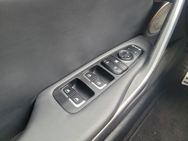 Used 2019 Blue Kia GT2 image 29