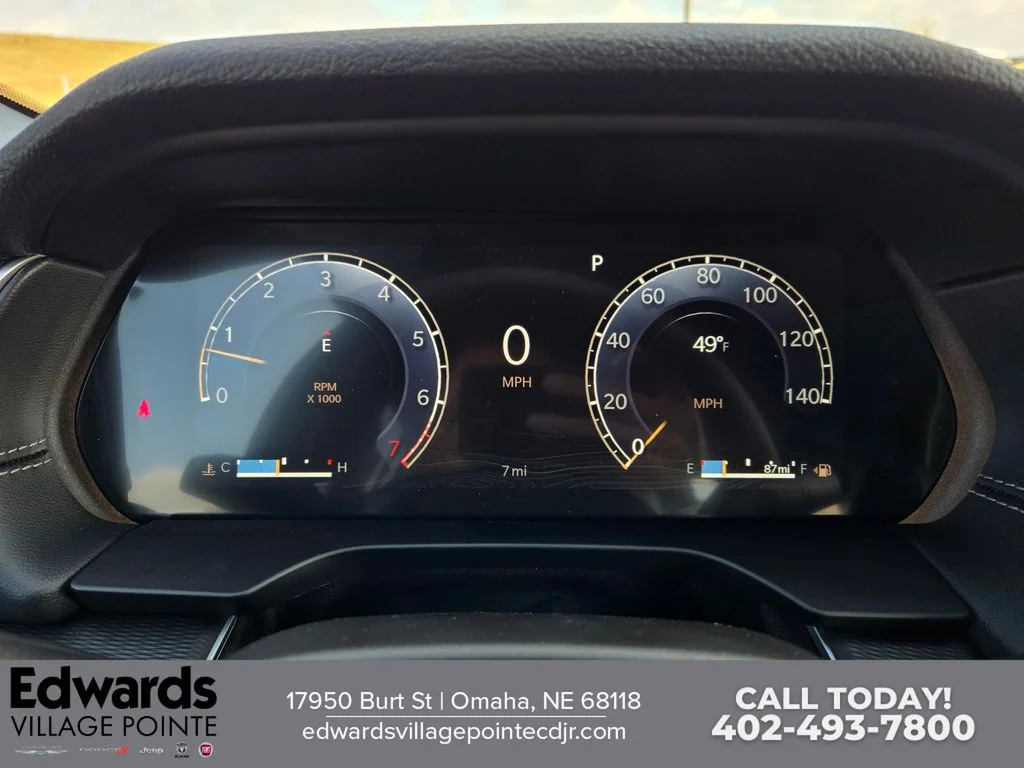 2025 Jeep Grand Cherokee Altitude - Photo 17