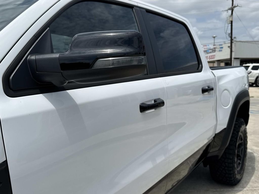 New 2026 Bright White Clear-Coat Exterior Paint RAM RHO image 7