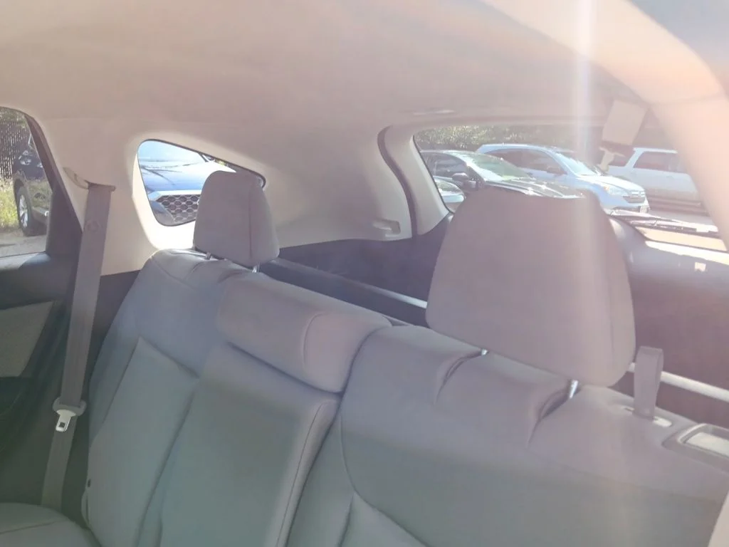 Used 2015  Honda EX image 31