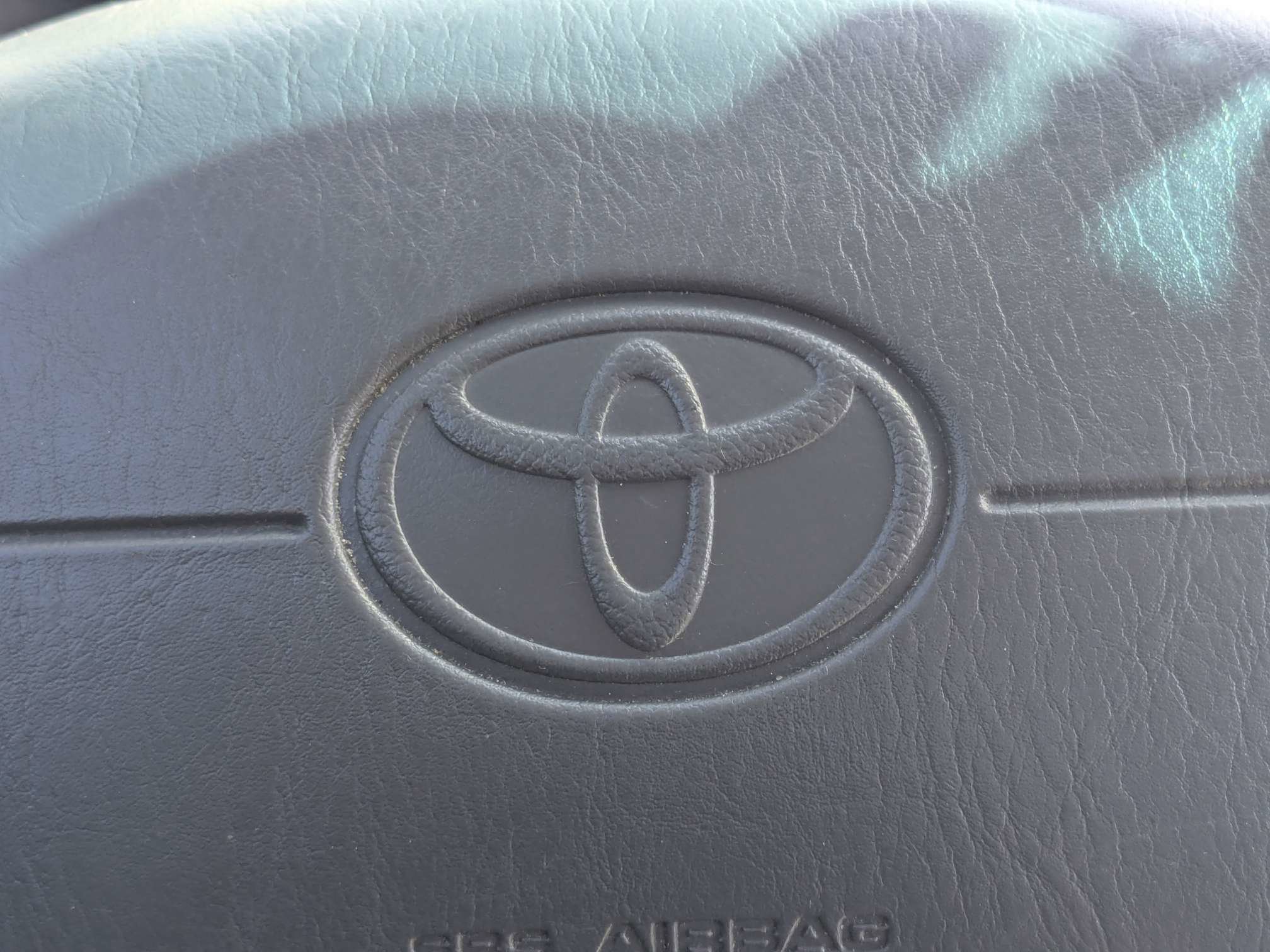 Used 2000  Toyota  image 25