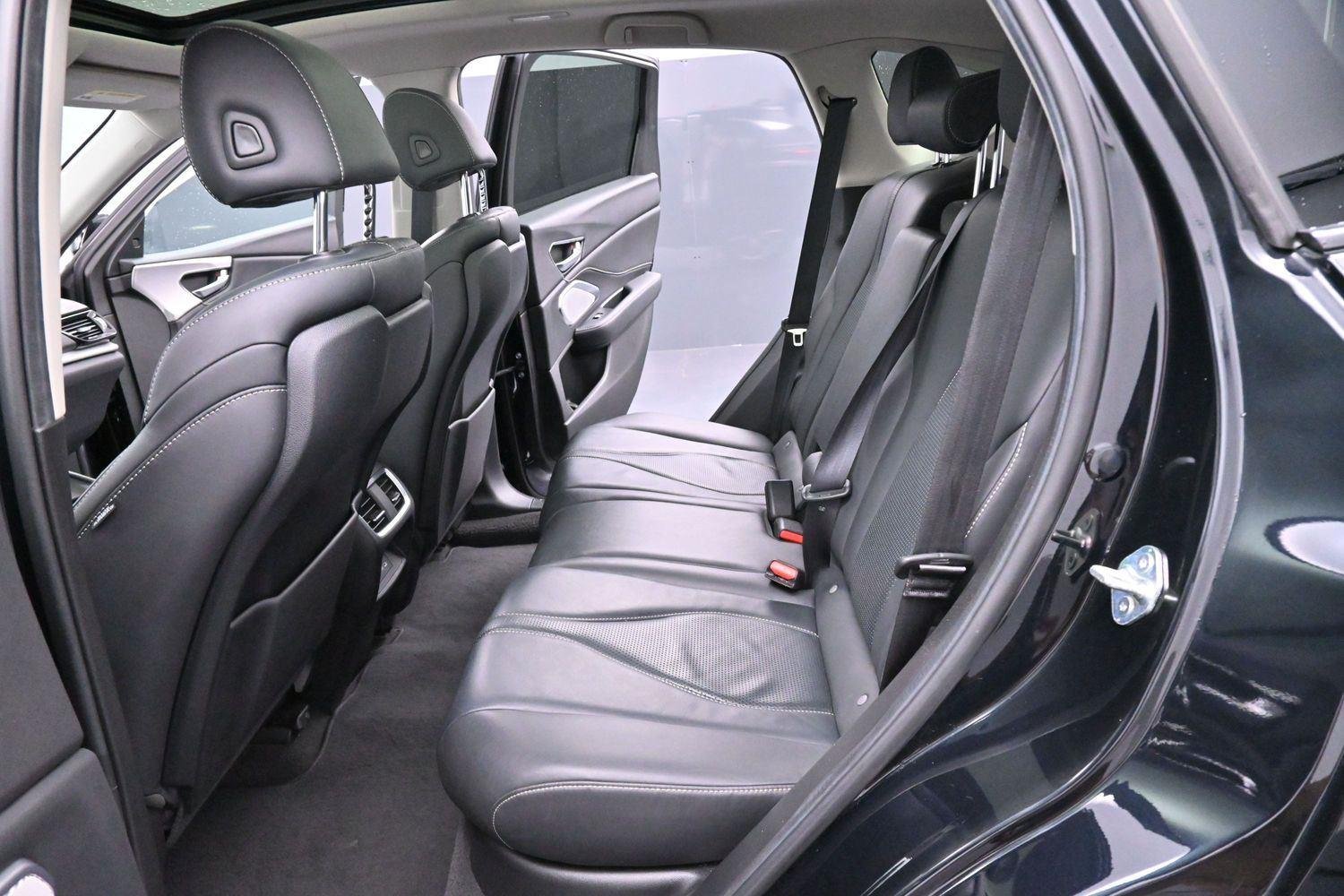 Used 2024 Majestic Black Pearl Acura SH-AWD w/Tech image 31
