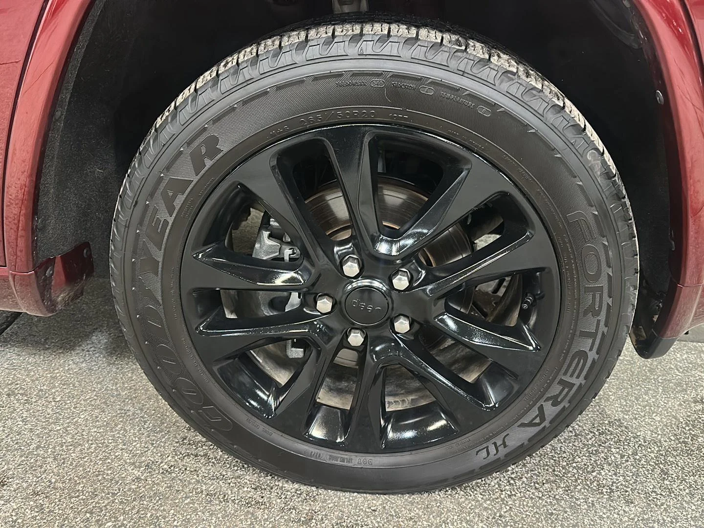 Used 2020 Velvet Red Pearlcoat Jeep Altitude image 10