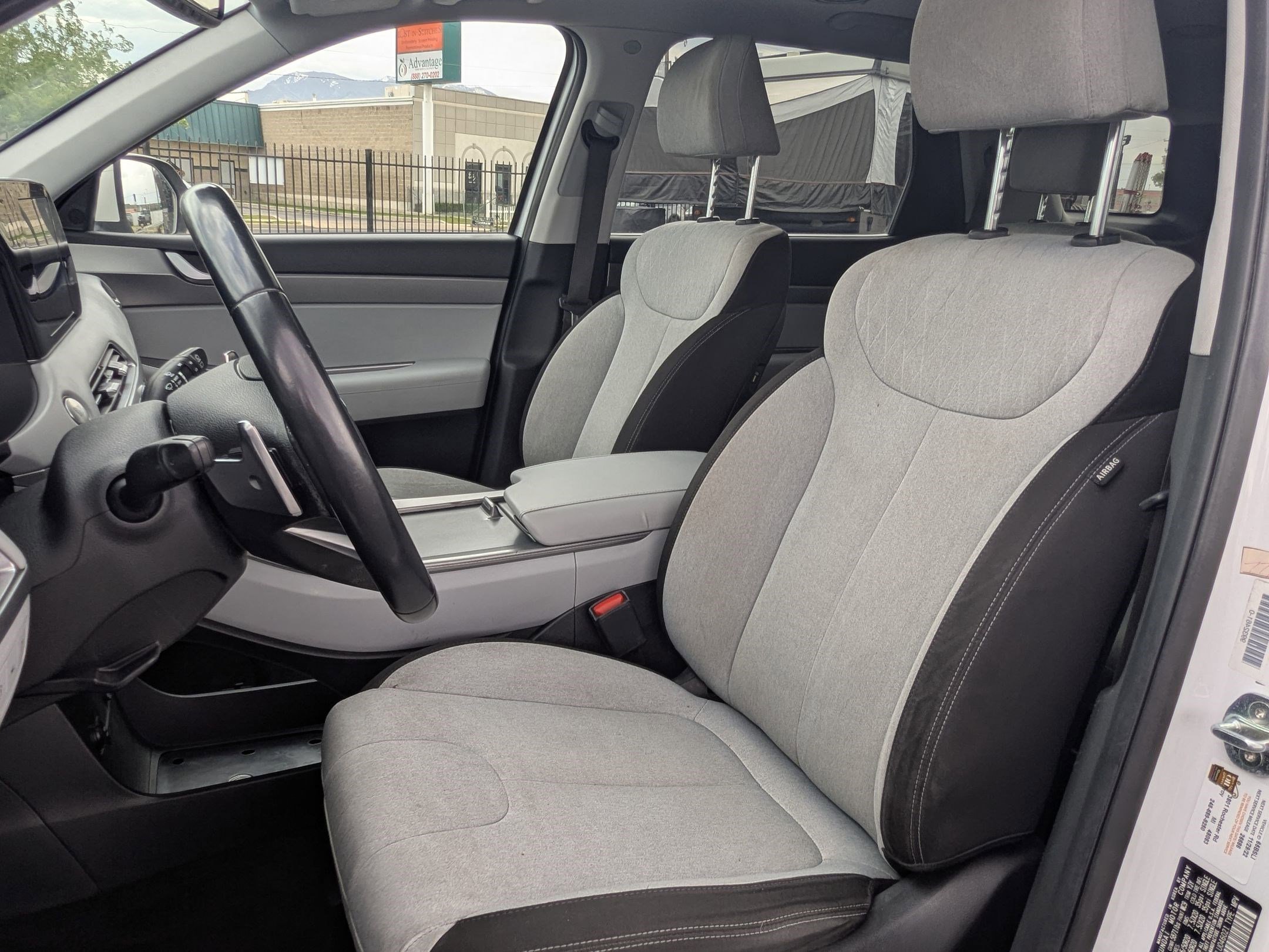 Used 2020 Hyper White Hyundai SEL image 24