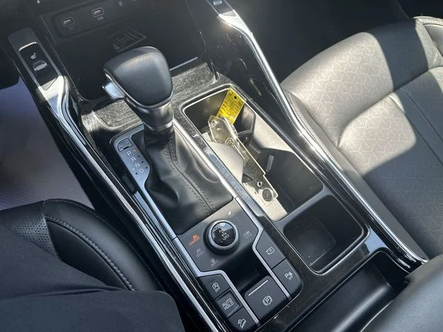 Used 2023 Gray Kia SX image 19