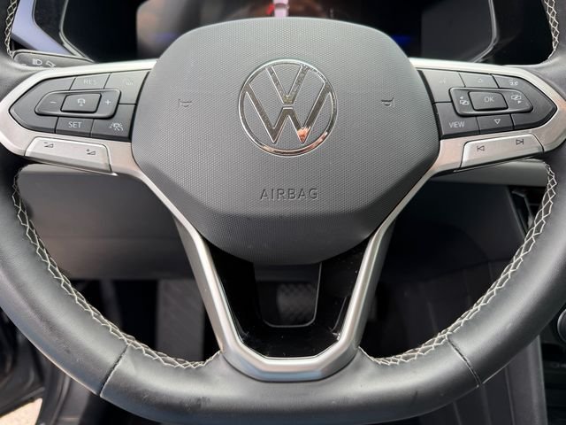 Used 2024 Gray Volkswagen 1.5T SE image 24