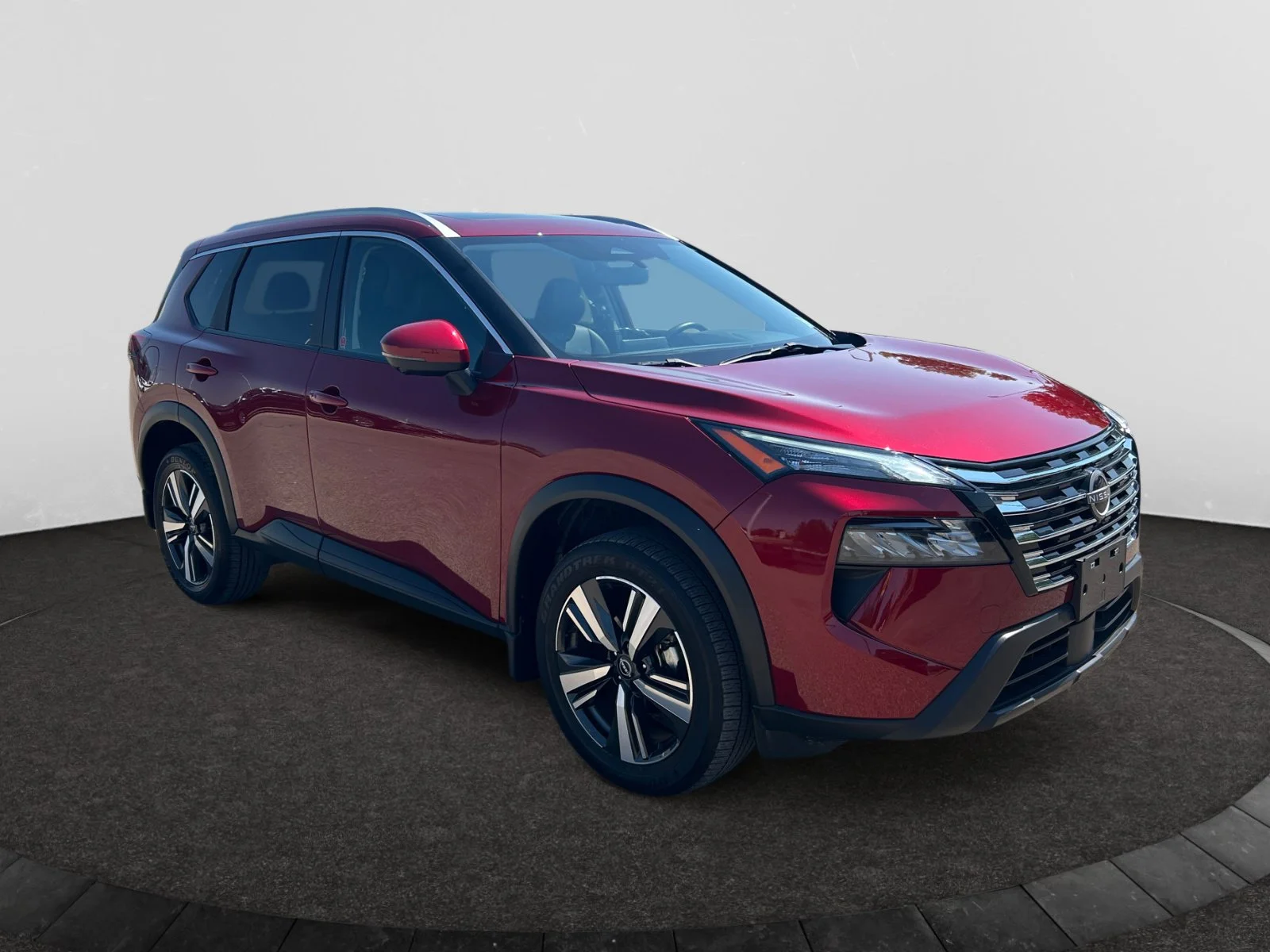 Used 2024 RED METALLIC Nissan SV Moonroof AWD image 7