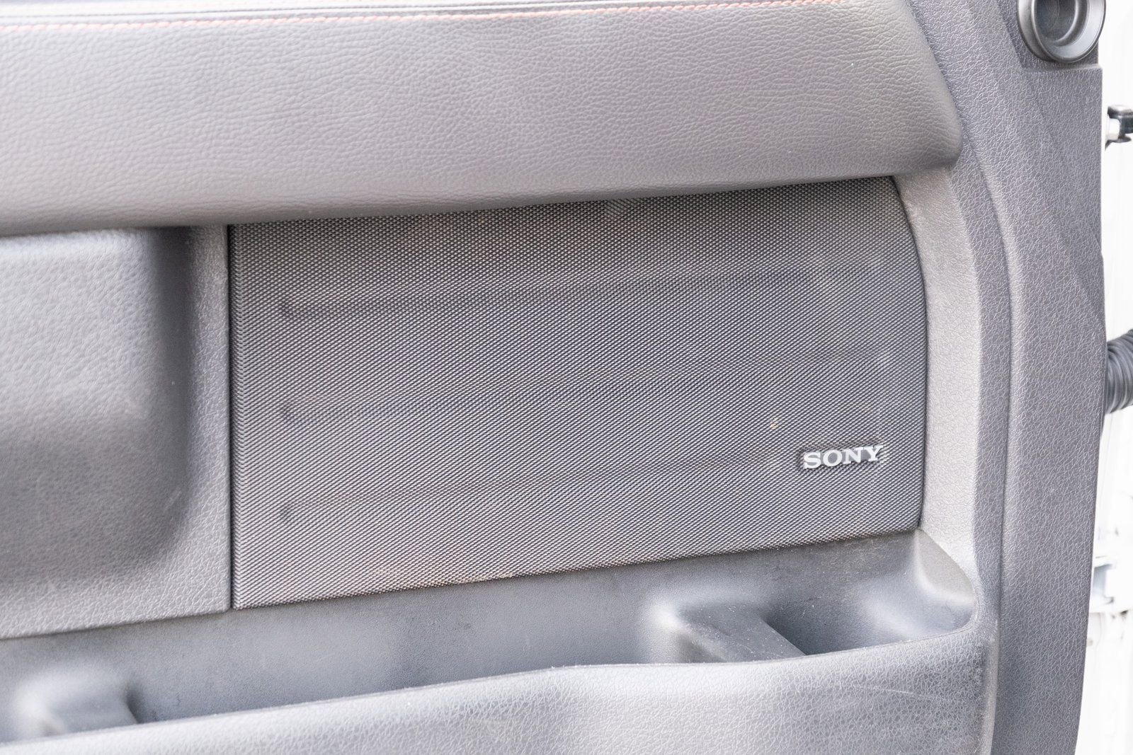 Used 2013  Ford Limited image 15