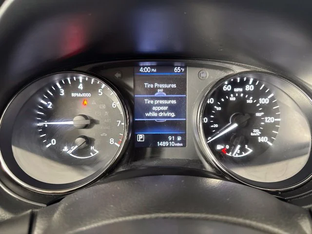 Used 2019 Caspian Blue Metallic Nissan SV image 17