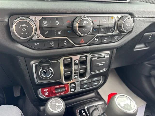 New 2026 Reign Jeep Rubicon image 19