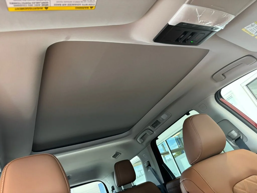 New 2026 Scarlet Ember Tintcoat Nissan Platinum image 28