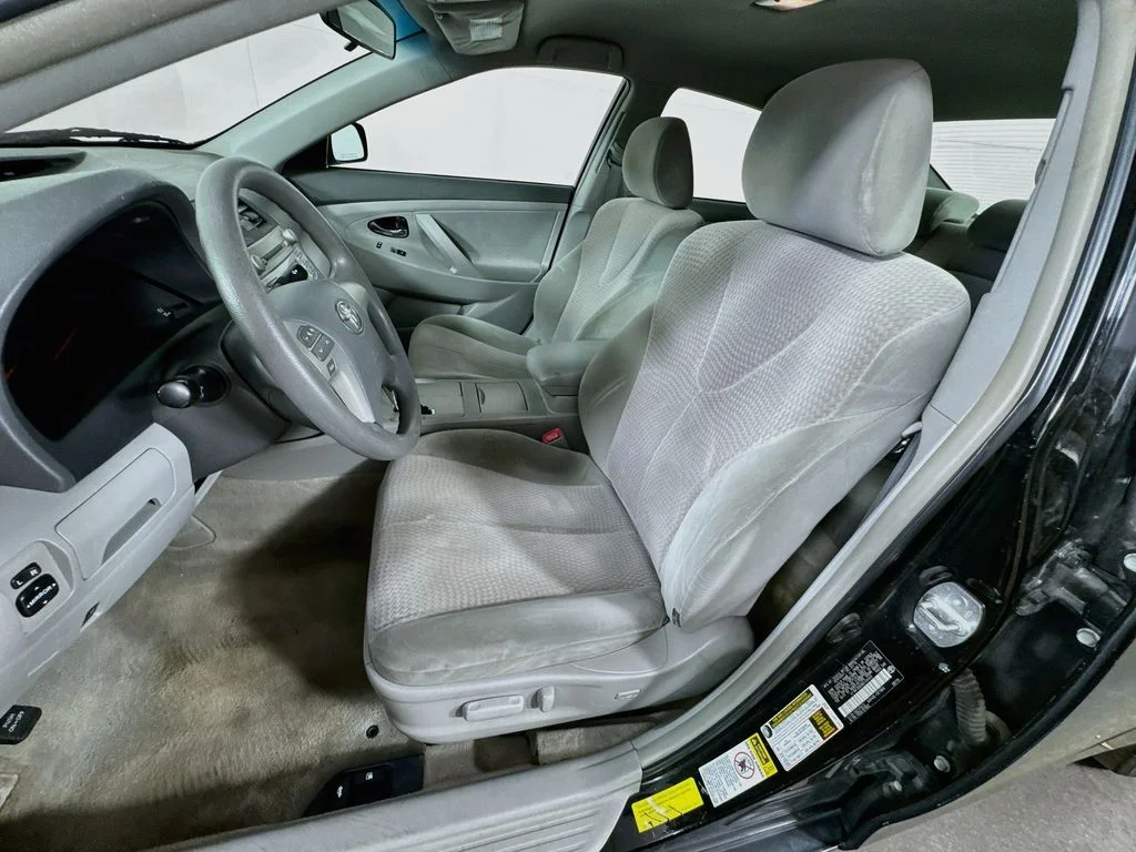 Used 2011 Black Toyota LE image 22