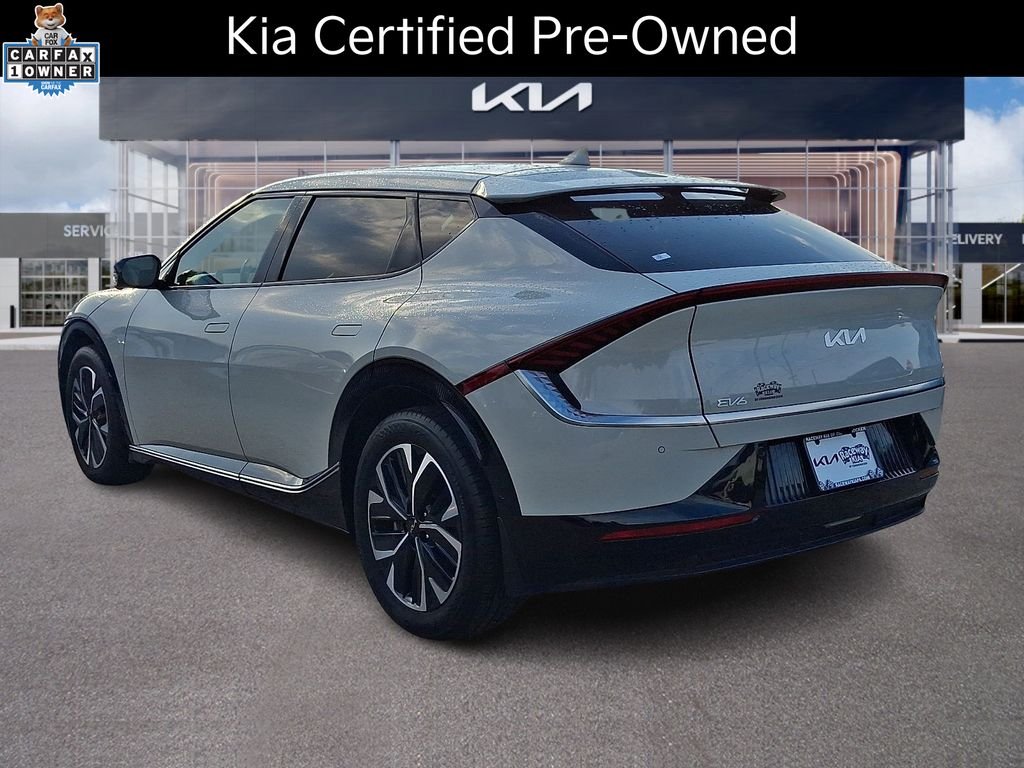 Certified Used 2024 White Kia Wind image 5