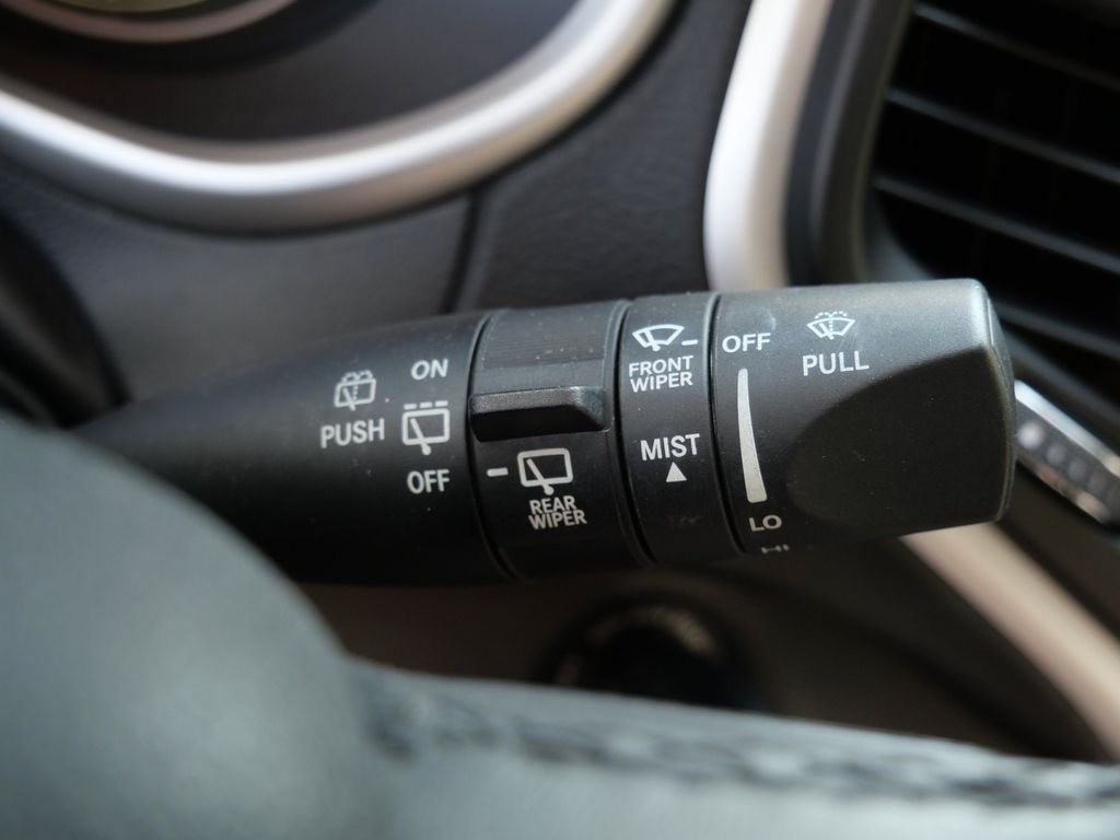 Used 2017 Silver Jeep Trailhawk image 21