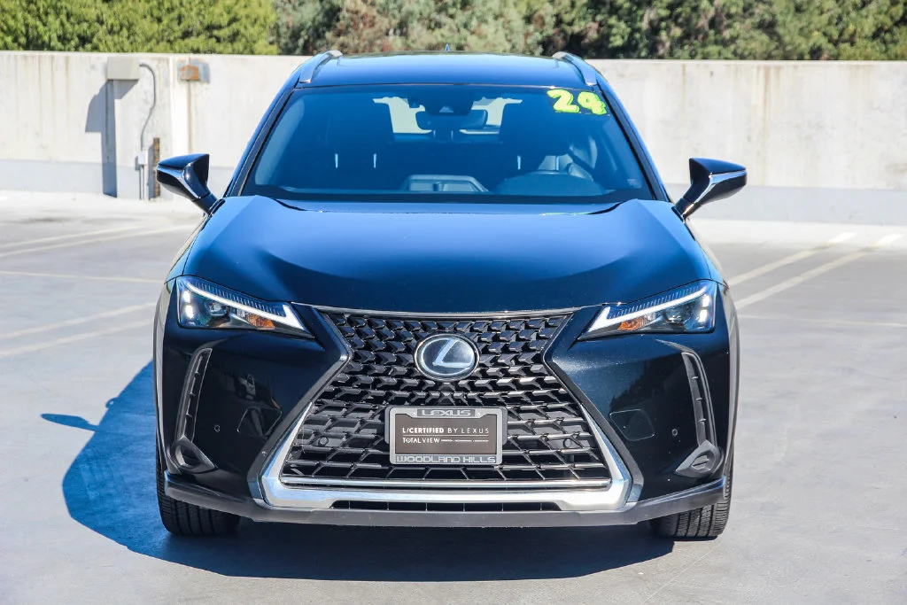 Used 2024 Black Lexus 250h Base image 2