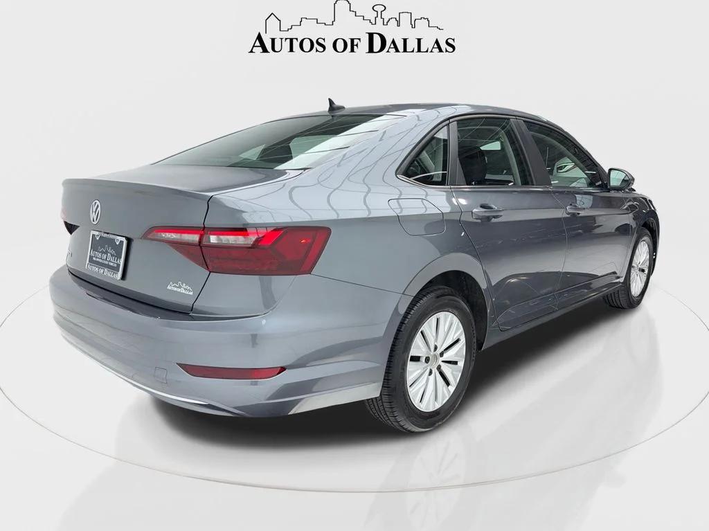 Used 2020 Gray Volkswagen 1.4T S image 9
