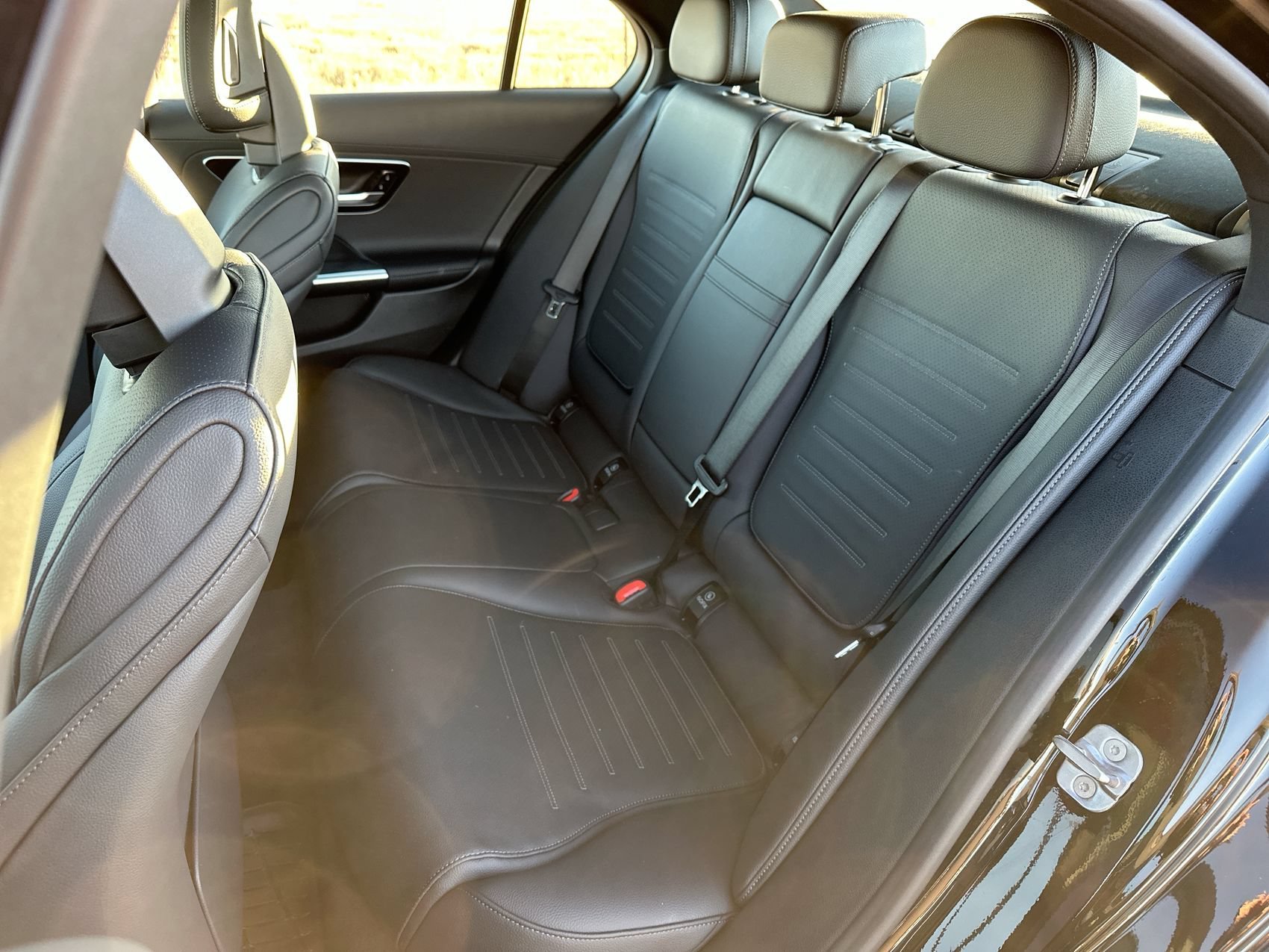 2025 Mercedes-Benz C-Class Sedan C 300 - Photo 20