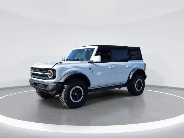 Used 2023 White Ford Outer Banks image 4