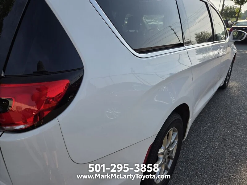 Used 2021 Bright White Clearcoat CHRYSLER TOURING image 9