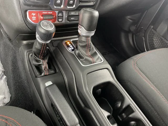 Used 2022 Gray Jeep Rubicon image 29