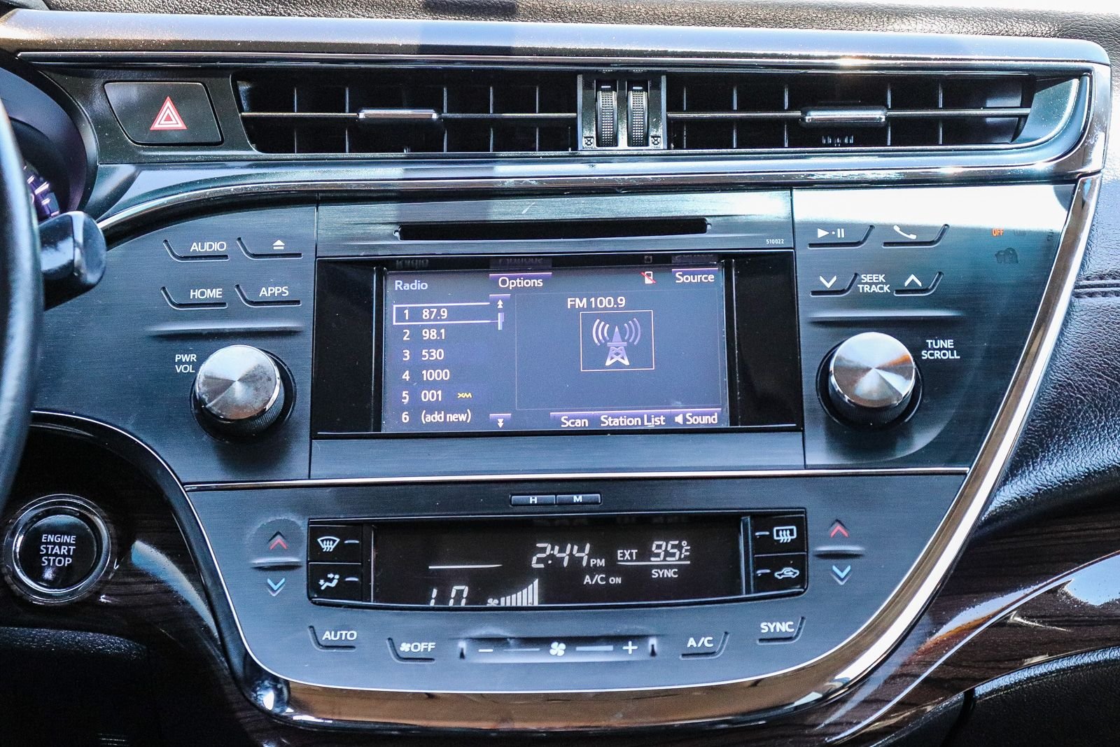 Used 2015 Attitude Black Toyota XLE image 17