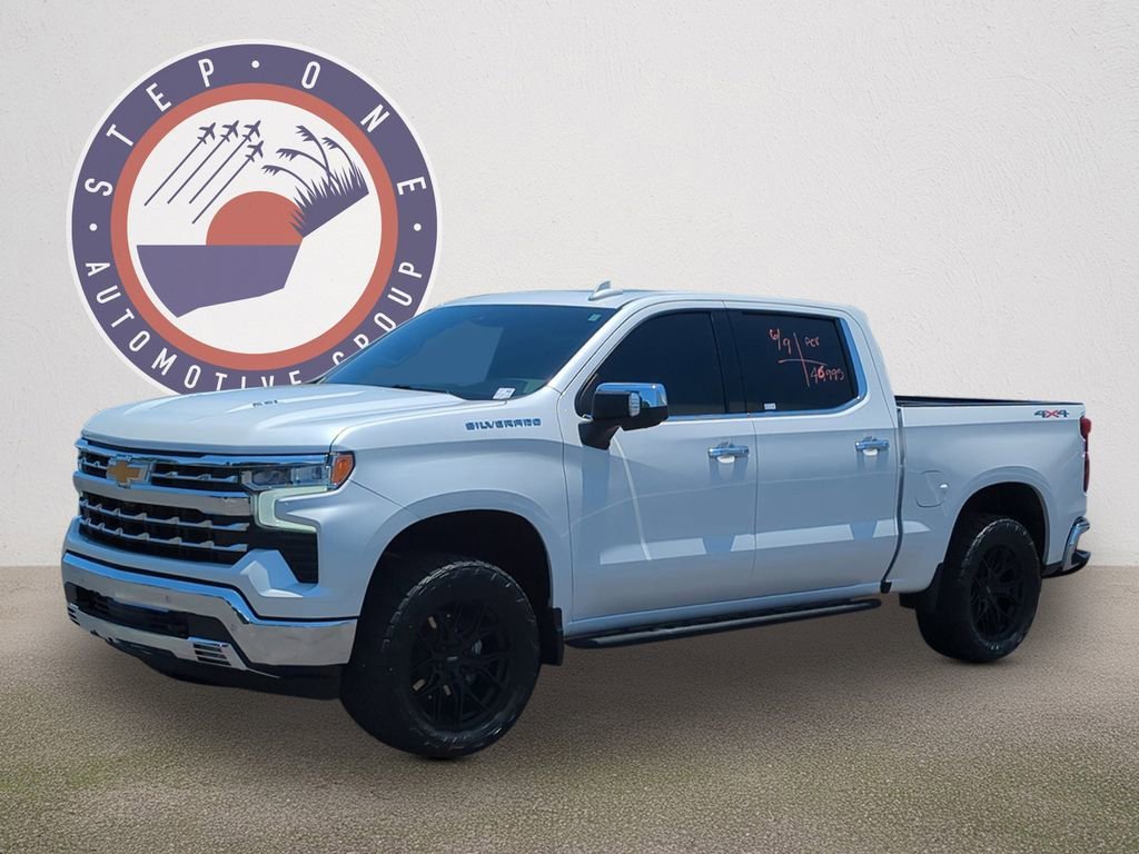 Used 2023 Iridescent Pearl Tricoat Chevrolet LTZ image 2