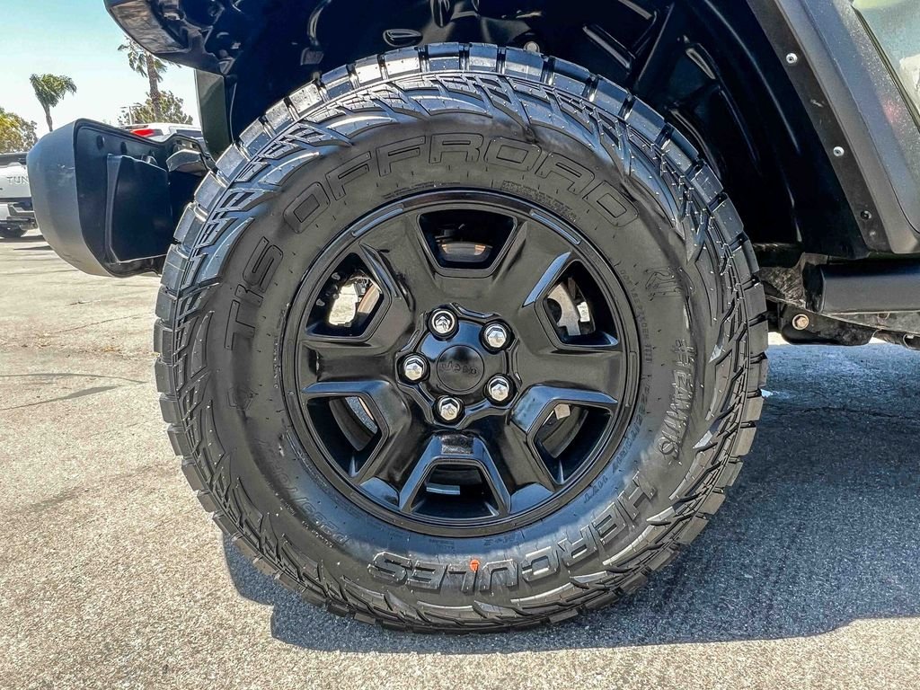 Used 2021 Green Jeep Mojave image 10