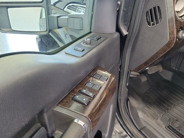 Used 2015 Black Ford Platinum image 7