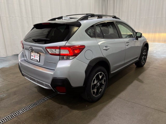 Used 2018 Silver Subaru 2.0i Premium image 5