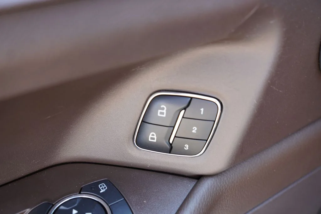 Used 2023 White Ford King Ranch image 26