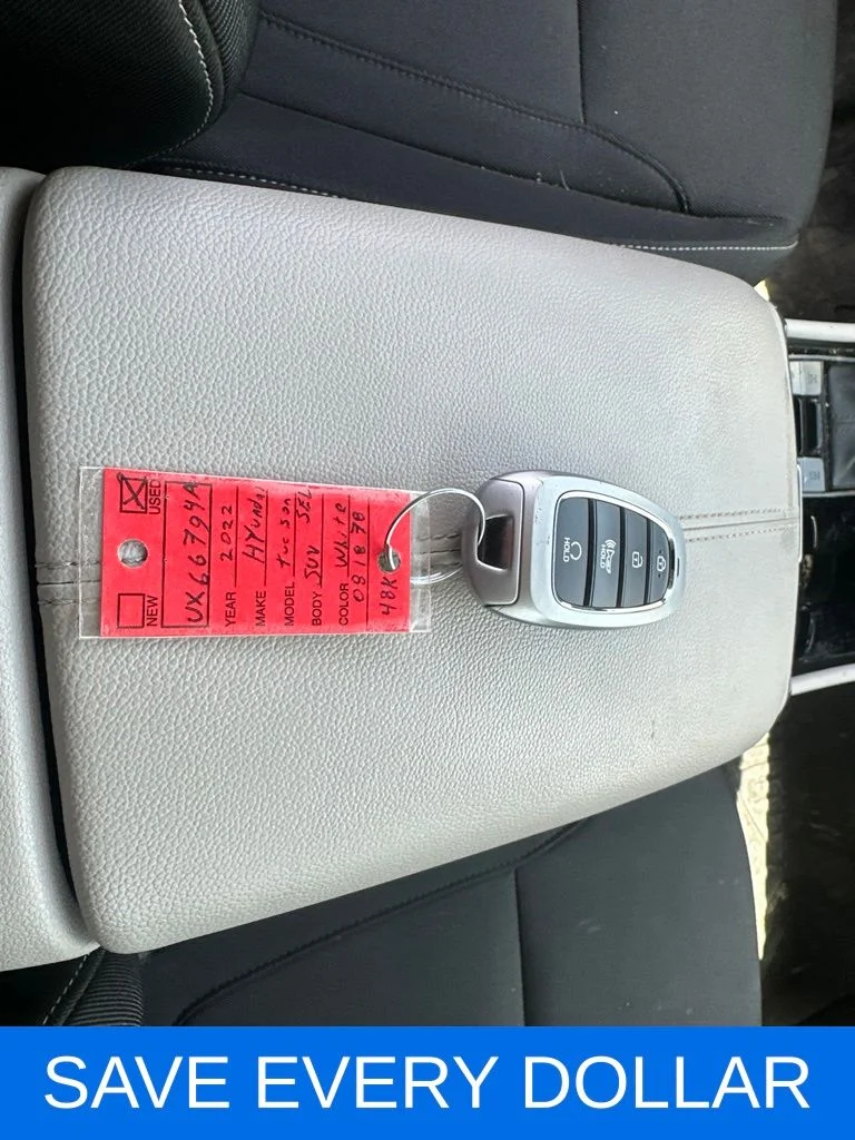 Used 2022 Gray Hyundai SEL image 19