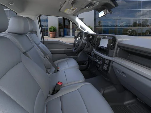 New 2026 Oxford White Ford F-550® XL image 33