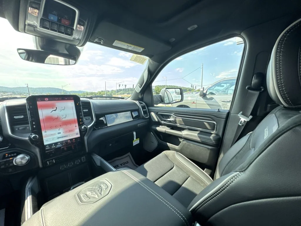 2026 RAM 1500 Laramie - Photo 11