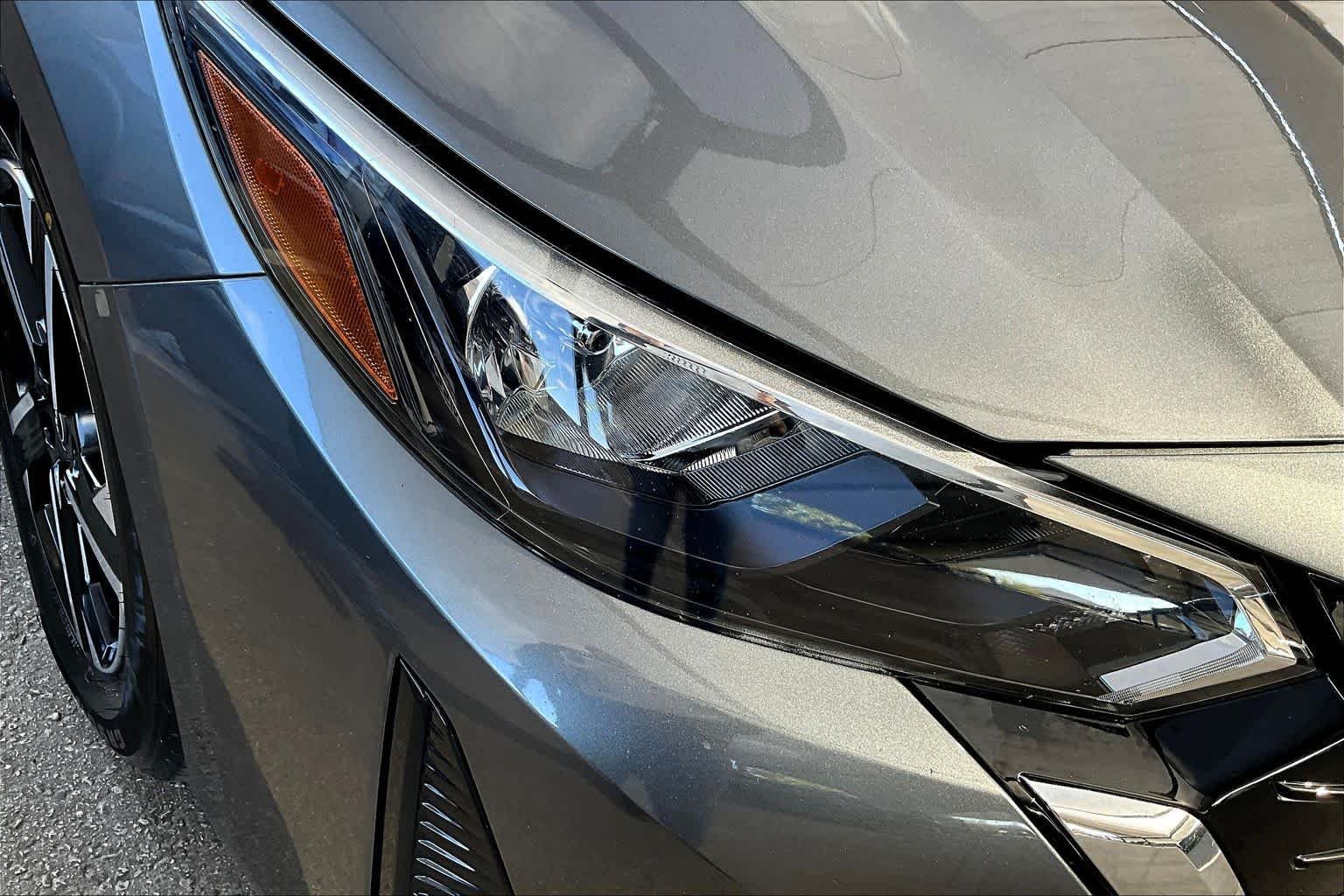 Certified Used 2024 Gun Metallic Nissan SV image 26