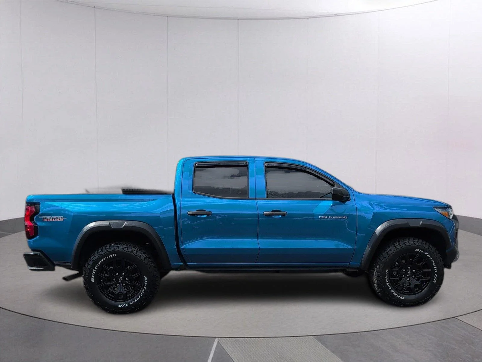 Used 2024 Glacier Blue Metallic Chevrolet Trail Boss image 6