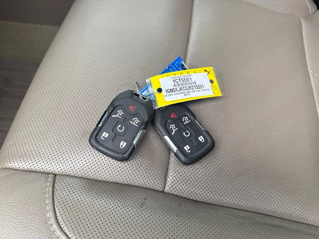 Used 2018 Beige Chevrolet Premier image 7