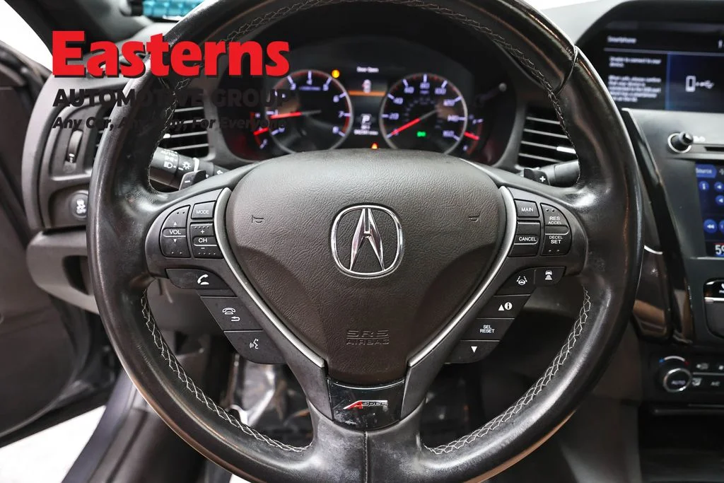 Used 2022 Gray Acura Premium and A-SPEC Packages image 10