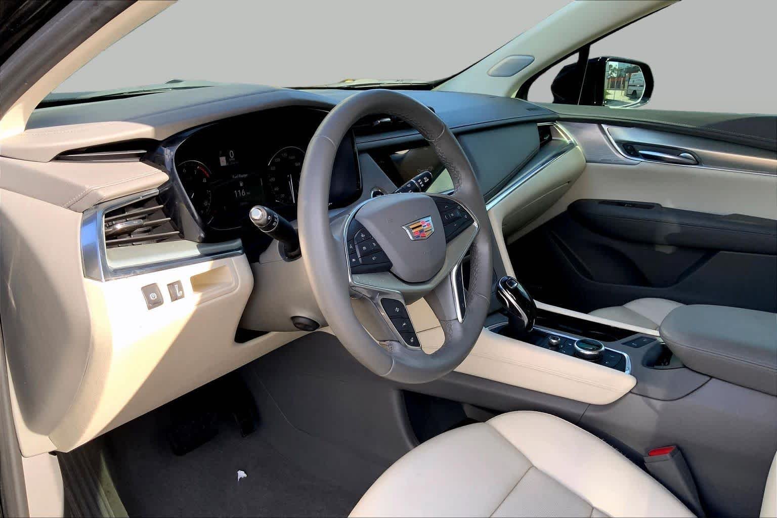 Used 2023 Stellar Black Metallic Cadillac FWD Premium Luxury image 18