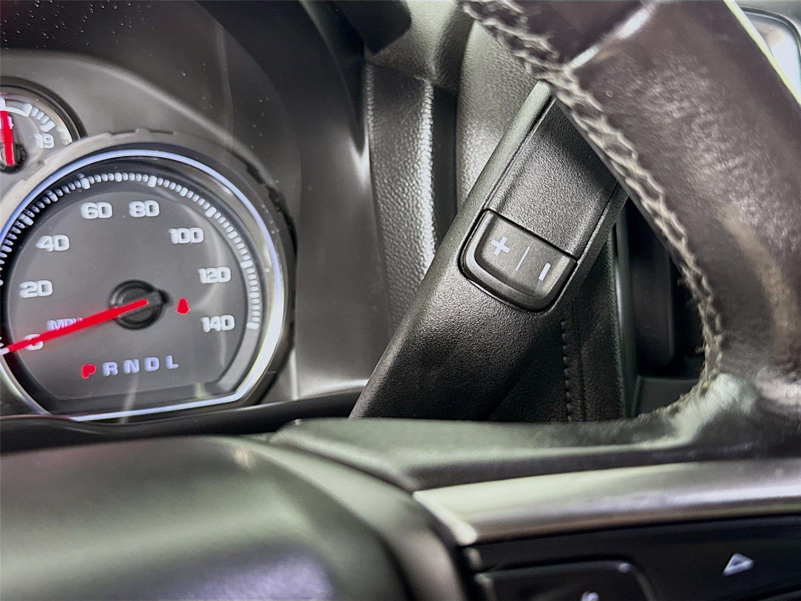 Used 2020 BLACK Chevrolet LT Trail Boss image 17