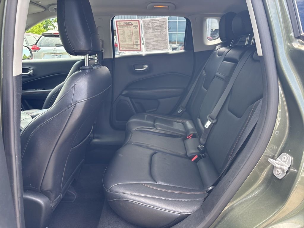 Used 2017 Green Jeep Limited image 10