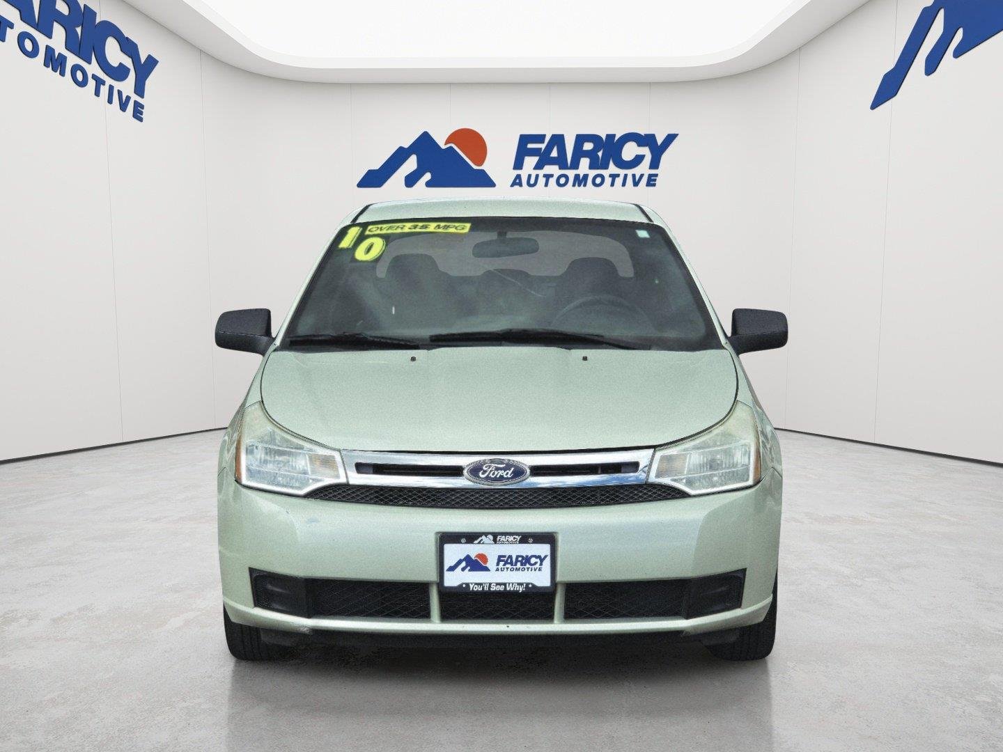 Used 2010  Ford SE image 2