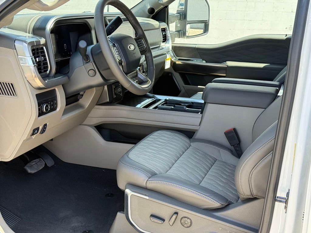 New 2026 Star White Metallic Tri-Coat Ford F-250® Platinum® image 5