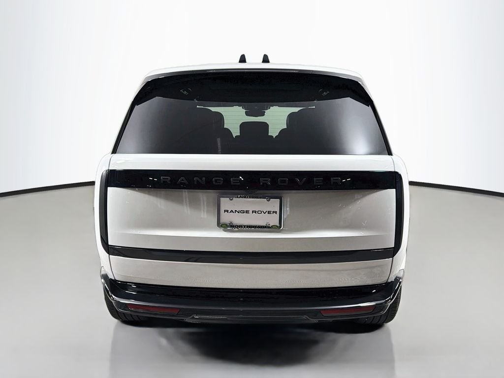 New 2026 Fuji White Land Rover SE image 6