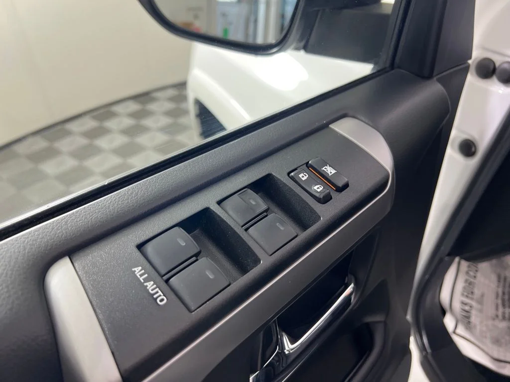 Used 2022 White Toyota Trail image 22
