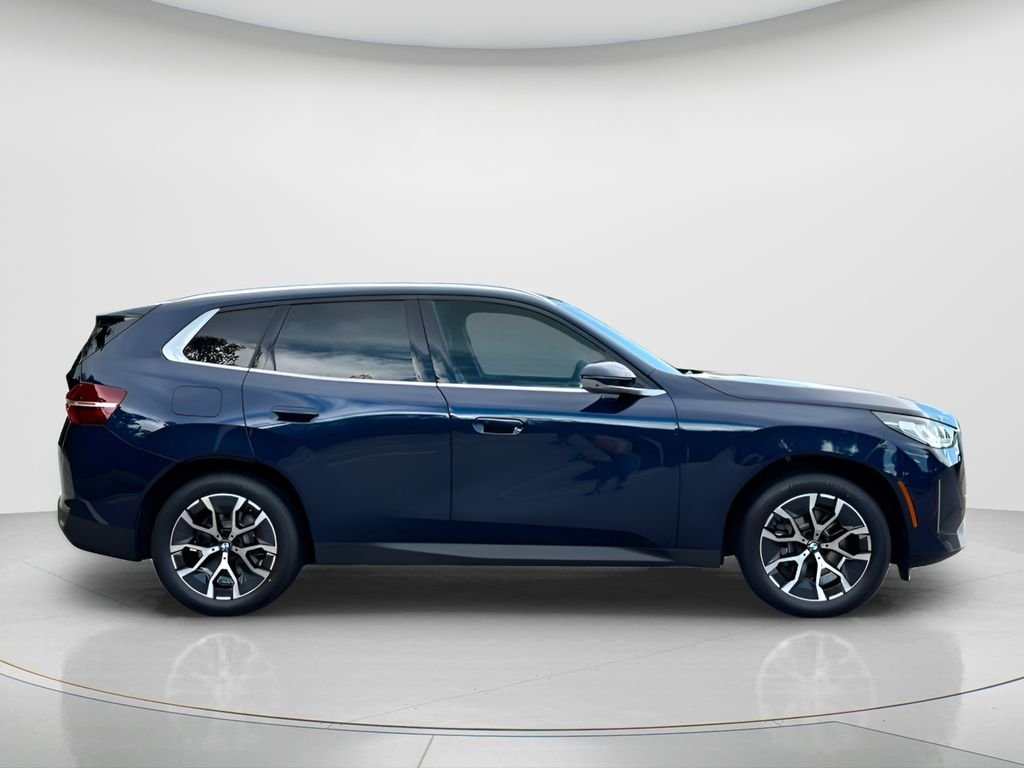 New 2026 Tanzanite Blue II Metallic BMW 30 xDrive image 4