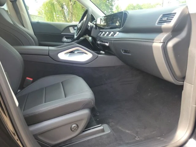 New 2026 Black Mercedes-Benz GLE 350 image 11