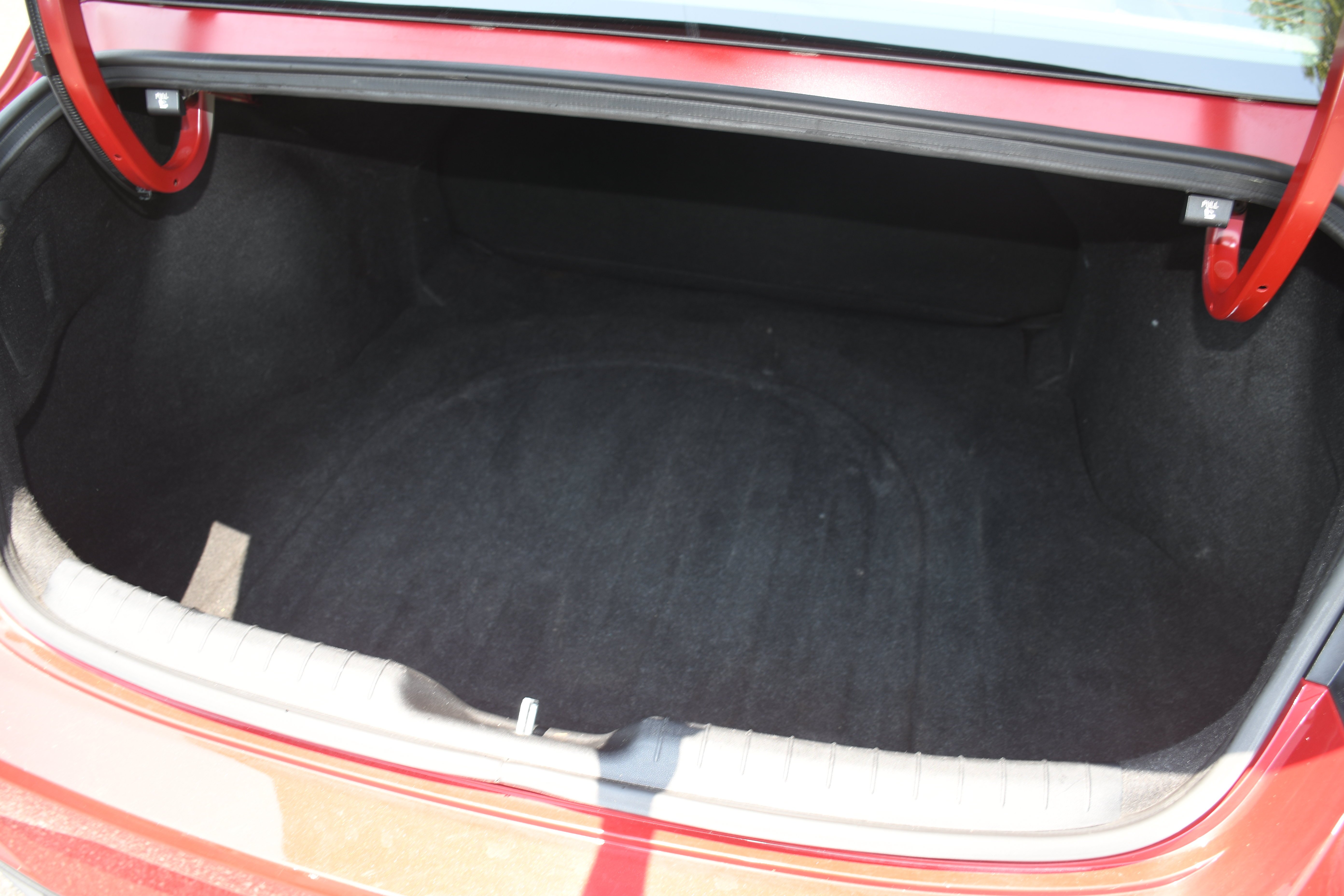 Used 2022 Red Hyundai SEL image 16