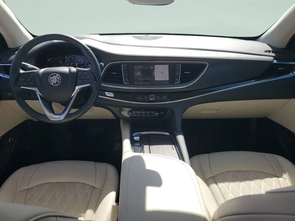 Used 2023 White Frost Tricoat Buick Avenir image 11