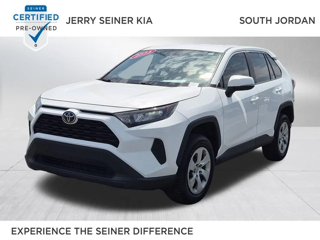 2022 Toyota RAV4 LE