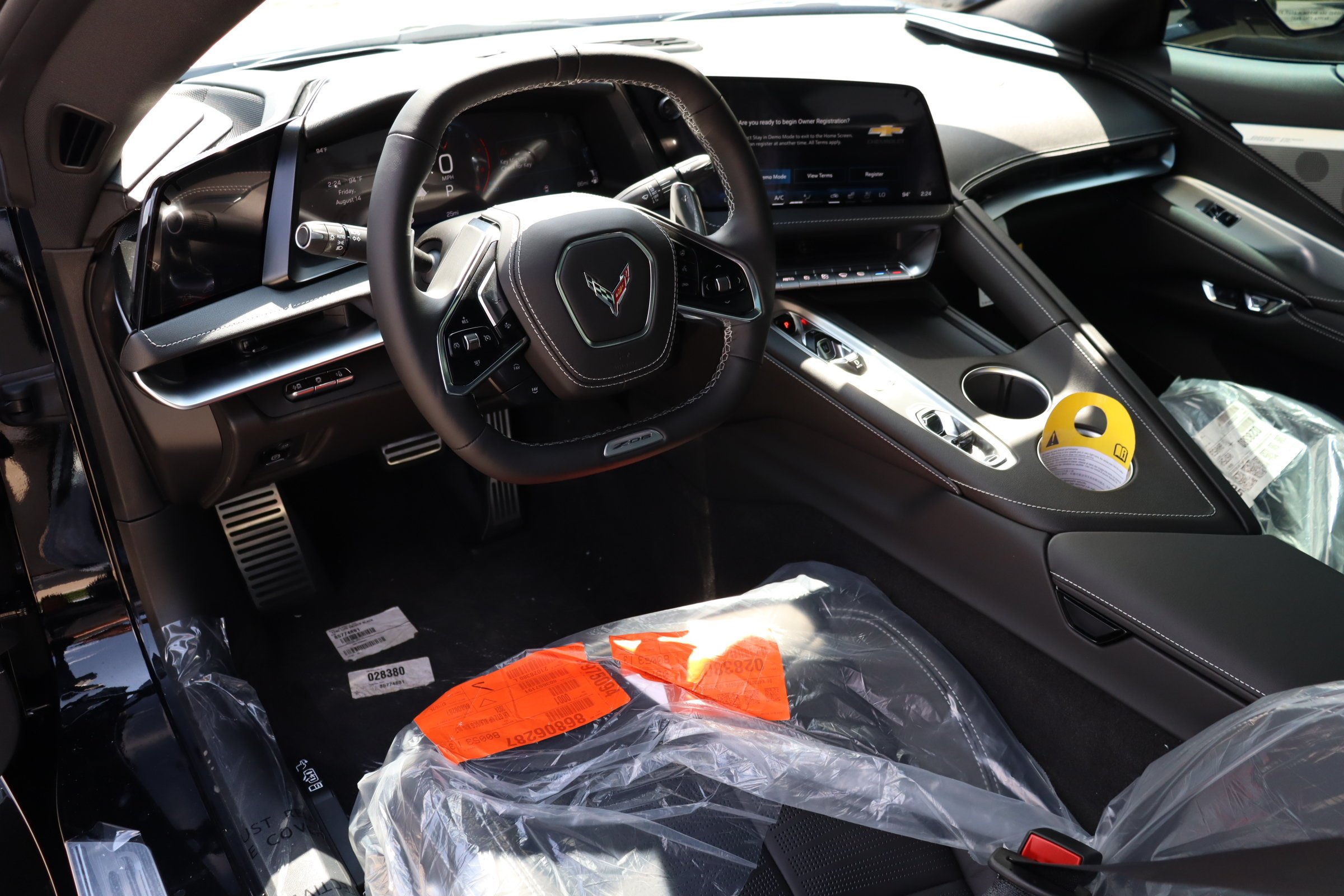 2027 Chevrolet Corvette 2LZ - Photo 14